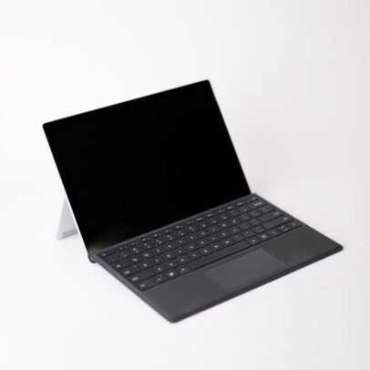 Used - Microsoft Surface Pro 5 (Intel Core i5, 8GB RAM, 256GB)